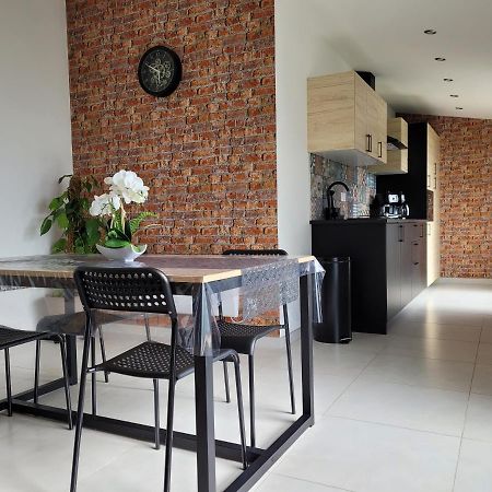 Il Vialetto , Appartement Milano , Spacieux, Tout Confort, Au Calme Jeumont エクステリア 写真